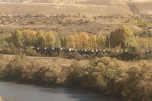 Y&uuml;k trenine bombalı saldırı