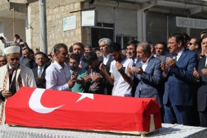 AK Partili başkan son yolculuğuna uğurlandı