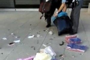 Bing&ouml;l Havalimanı'nda ş&uuml;pheli &ccedil;antadan hac malzemeleri &ccedil;ıktı