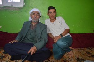 Baba ile oğlunun hastalığına teşhis konulamıyor