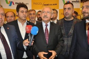 Kılı&ccedil;daroğlu'ndan Bursa'da başkanlık sistemi a&ccedil;ıklaması