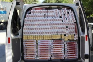 Gaziantep'te 565 bin paket ka&ccedil;ak sigara ele ge&ccedil;irildi
