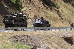Tunceli'de PKK'lıların ka&ccedil;ırdığı beton mikserleri bulundu