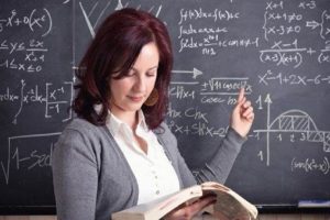 S&ouml;zleşmeli &ouml;ğretmenlere g&uuml;nde 8 saatlik eğitim