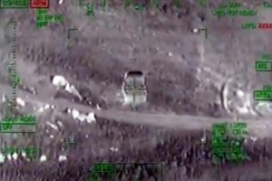 Bomba y&uuml;kl&uuml; 3 ara&ccedil; taarruz helikopteriyle imha edildi