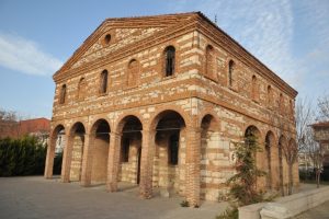 Bursa'da &Ouml;zl&uuml;ce K&uuml;lt&uuml;revi kaderine terk edildi