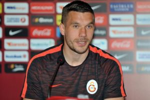 Podolski: "Amacımız şampiyon olmak"