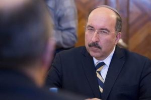 İsrail'in 'kara kutusu' istifa etti