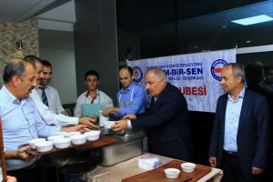 Bursa Eğitim Bir- Sen'den İl Milli Eğitim personeline aşure