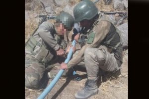 İran sınırında ka&ccedil;ak boru hattı