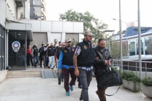 Bursa'da Bylock kullanıcısı 18 FET&Ouml; &uuml;yesi hakim karşısına &ccedil;ıktı