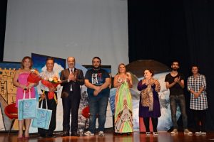 Bursa Mudanya'da kahkaha dolu akşam