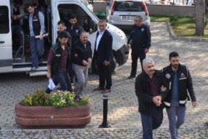 Bursa İneg&ouml;l'de FET&Ouml;/PDY operasyonu: 11 g&ouml;zaltı