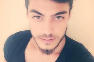 Elinde sigara ile 3. kattan d&uuml;şt&uuml;!