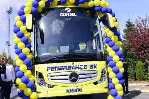 Fenerbah&ccedil;e'nin yeni otob&uuml;s&uuml; tanıtıldı