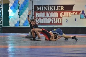 Bursa'da 2. Balkan G&uuml;reş Şampiyonası başladı
