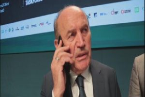 İBB Başkanı Topbaş, seyyar satıcı Ali Kıtmiz ile telefonla g&ouml;r&uuml;şt&uuml;