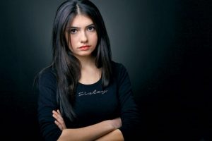 Hazal Erg&uuml;&ccedil;l&uuml;'ye nazar değdi