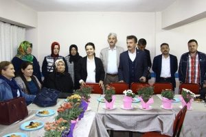 D&uuml;nya Kadın &Ccedil;ift&ccedil;iler G&uuml;n&uuml; Bursa'da kutlandı