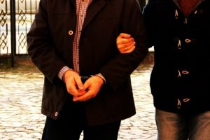FET&Ouml;'n&uuml;n s&ouml;zde Patnos imamı tutuklandı