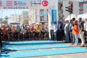 Şanlıurfa'da Uluslararası G&ouml;beklitepe Yarı Maratonu