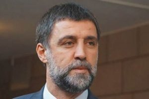 Hakan Ş&uuml;k&uuml;r FET&Ouml;'den karşılığını b&ouml;yle almış!