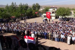 &Ouml;zel harekat polisi g&ouml;zyaşlarıyla toprağa verildi