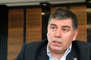 Bursaspor 2'nci Başkanı Ademoğlu: "Yenemiyorsan yenilmeyeceksin"