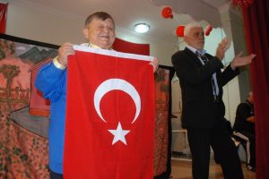 Yeşil&ccedil;am'ın emektarları hatırlanmak istiyor