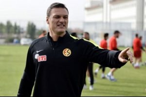 Alpay &Ouml;zalan: Her ma&ccedil;ı kazanmak istiyoruz