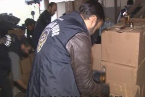 &Ouml;zel d&uuml;zenekli sahte i&ccedil;ki imalathanesine operasyon