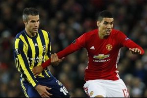 Van Persie: "&Ccedil;ok fazla şikayet edemeyiz!"