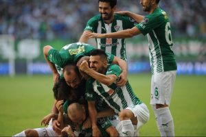 Bursaspor, Alanyaspor'a konuk oluyor