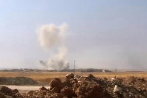 Koalisyon u&ccedil;akları Başika yakınlarını bombalıyor