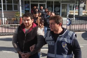 Sahte oturum belgesi d&uuml;zenleyen 11 Iraklı g&ouml;zaltında