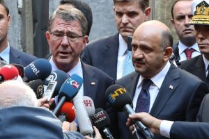 Carter: T&uuml;rkiye'nin DEAŞ operasyonlarına katılmasını...