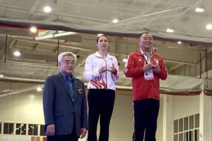 Nesibe Altun d&uuml;nyanın en iyi kadın antren&ouml;r&uuml; se&ccedil;ildi