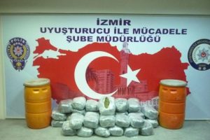 Tam 102 kilogram: İzmir'de ele ge&ccedil;irildi