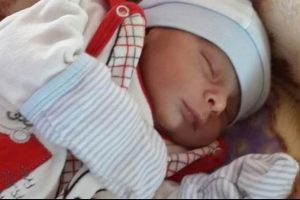 "Tuvalete gidiyorum" diyerek bebeğini terk edip ka&ccedil;tı
