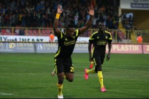 Yeni Malatyaspor zirveyi bırakmıyor!