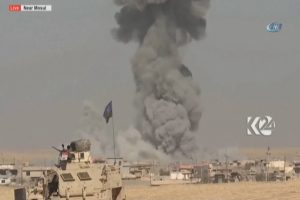Irak ordusu Musul'un k&ouml;ylerinde ilerliyor