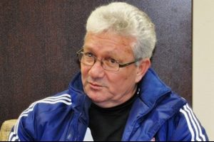 Bandırma'da, İsmail Ertekin yolcu