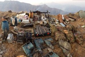 Hakkari'de &ccedil;ok sayıda silah ve malzeme ele ge&ccedil;irildi