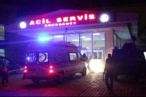 Doğubayazıt'ta d&uuml;ğ&uuml;n yemeğinde 200 kişi zehirlendi