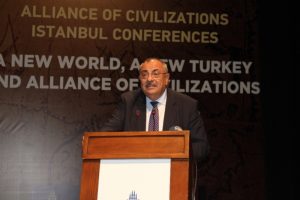 "En b&uuml;y&uuml;k zararı M&uuml;sl&uuml;manlara veriyorlar"