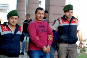 Cinayet zanlısı iki yıl sonra sahte kimlikle yakalandı