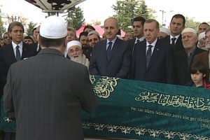 Cenaze t&ouml;renine Cumhurbaşkanı Erdoğan da katıldı