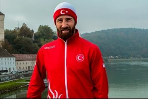 Enes d&uuml;nya şampiyonu olarak veda etmek istiyor!
