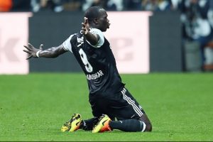 'Aboubakar Galatasaray'ın kapısından d&ouml;nd&uuml;!'