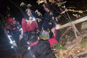 Bursa Uludağ'da kaybolan 3 genci jandarma 7 saat sonra buldu